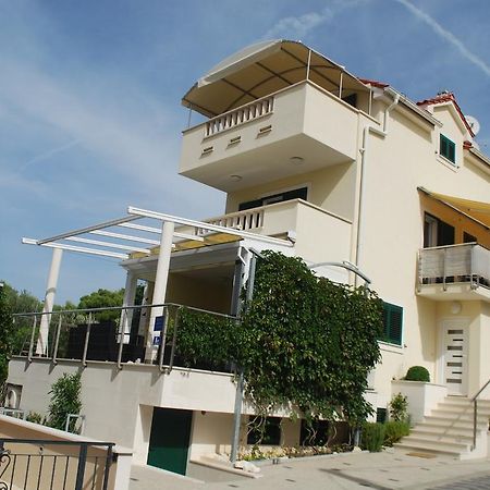 Apartments Villa Lili Lovetovo Водице Екстериор снимка