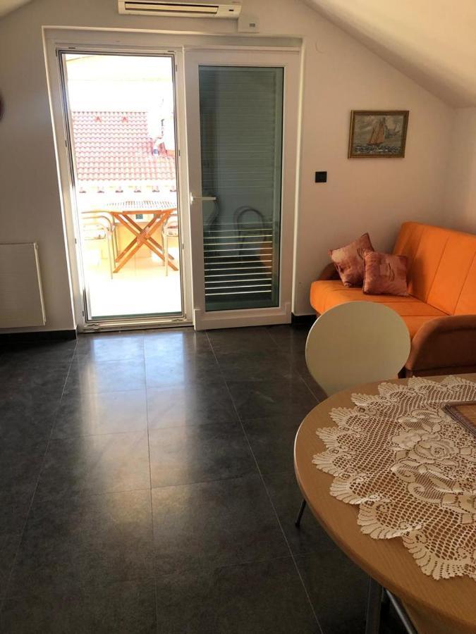 Apartments Villa Lili Lovetovo Водице Екстериор снимка