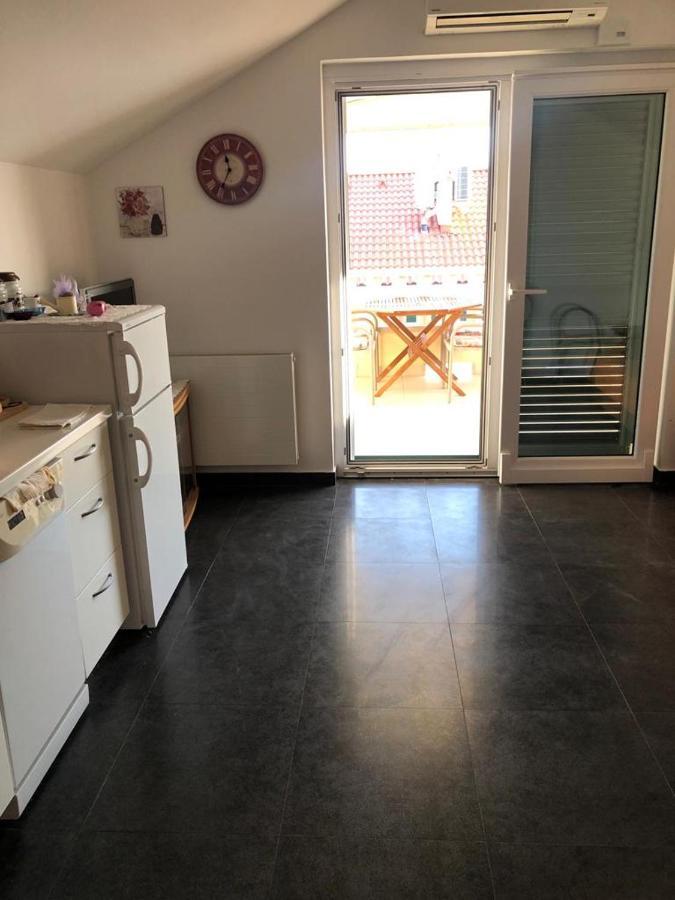 Apartments Villa Lili Lovetovo Водице Екстериор снимка