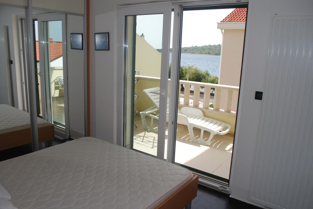 Apartments Villa Lili Lovetovo Водице Екстериор снимка