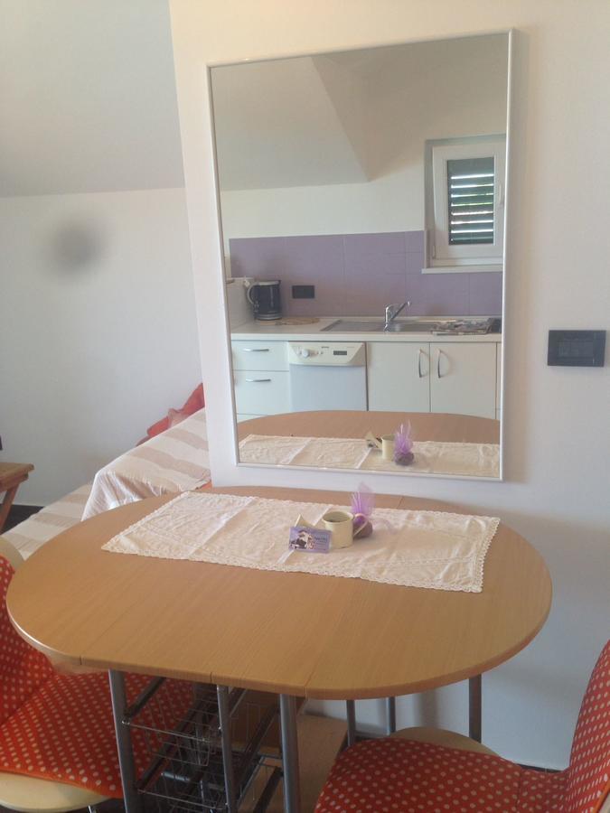 Apartments Villa Lili Lovetovo Водице Екстериор снимка